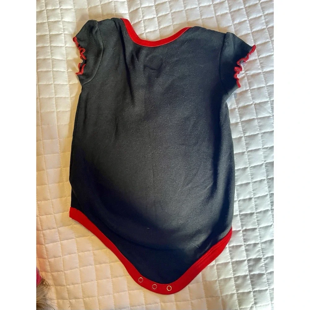 Detroit Red Wings NHL Infant Bodysuit Size 18 Months Baby‎ Toddler Girl  Black